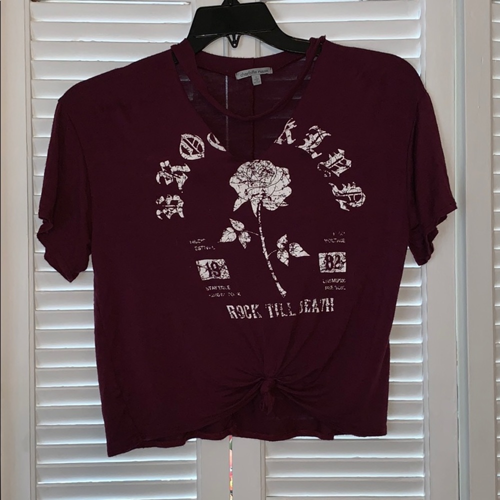 Juniors cute burgundy top!!